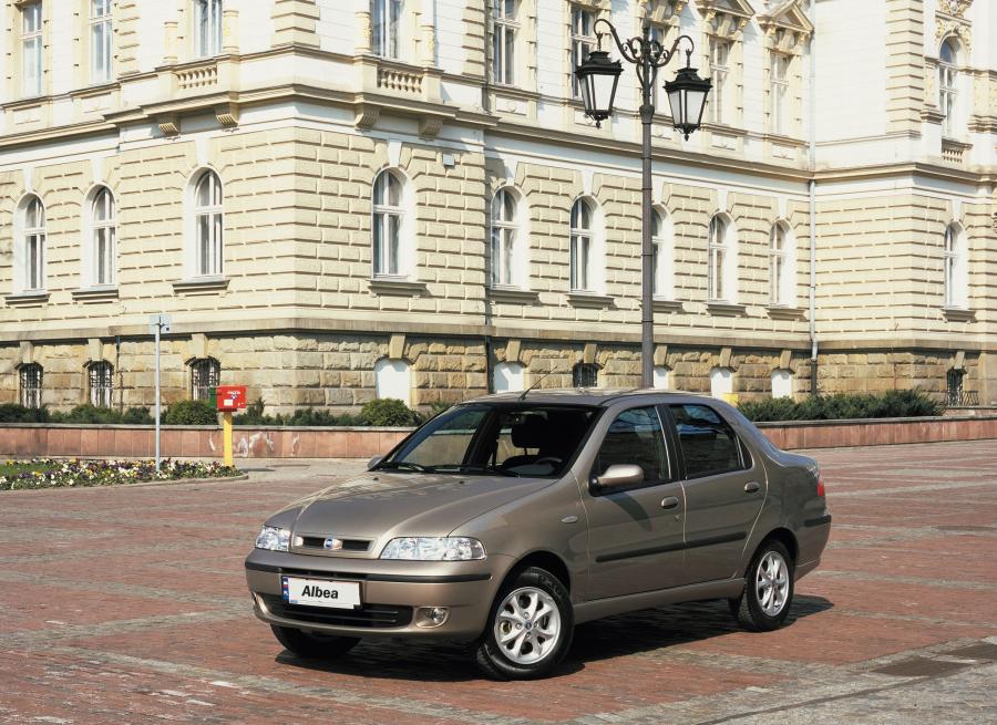  Fiat Albea 2003 года  (фото 11 из 13)